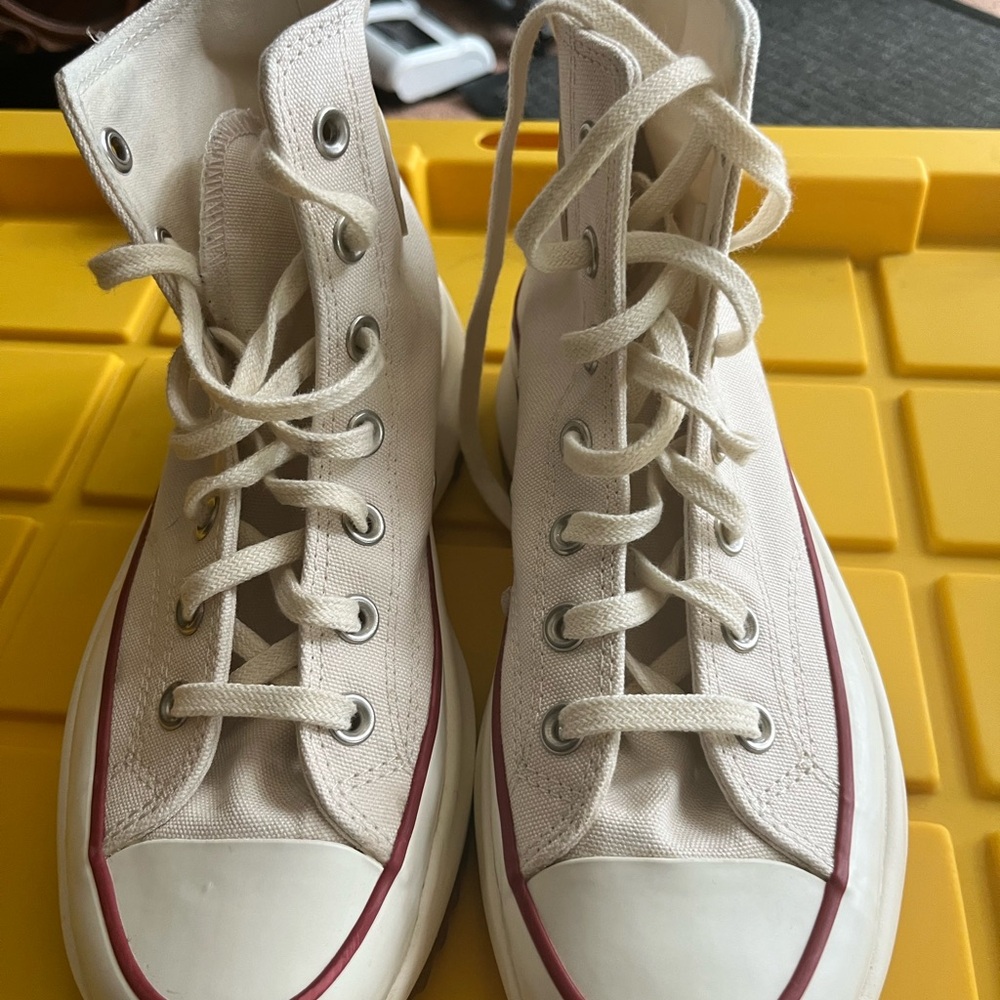 Women's Cream High-Top Platform Converse Sneakers